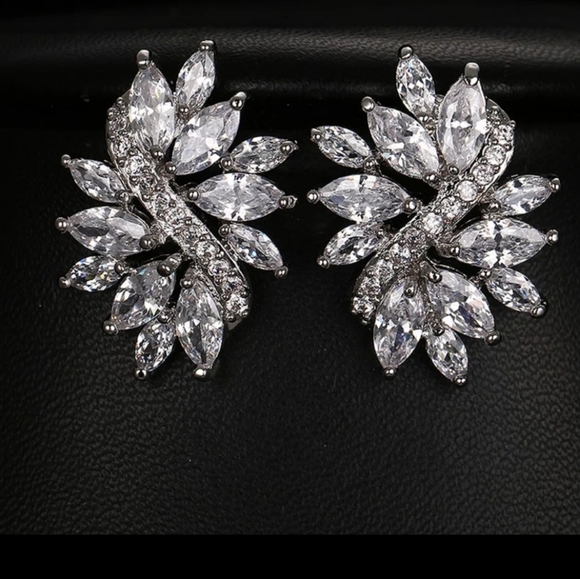 Swarovski Jewelry - 18K White Gold Swarovski crystal Marquise earrings